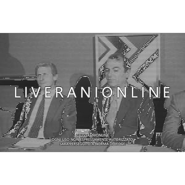 NEG- RETROSPETTIVA GIOVANNI TRAPATTONI ALLENATORE INTER NELLA FOTO GIOVANNI TRAPATTONI CON IL PRESIDENTE ERNESTO PELLEGRINI ALLA SUA PRESENTAZIONE COME NUOVO ALLENATORE INTER CALCIO NELL’ANNO 1986 AG ALDO LIVERANI SAS