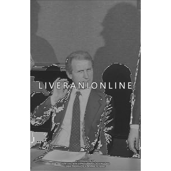 NEG- RETROSPETTIVA GIOVANNI TRAPATTONI ALLENATORE INTER NELLA FOTO GIOVANNI TRAPATTONI CON IL PRESIDENTE ERNESTO PELLEGRINI ALLA SUA PRESENTAZIONE COME NUOVO ALLENATORE INTER CALCIO NELL’ANNO 1986 AG ALDO LIVERANI SAS