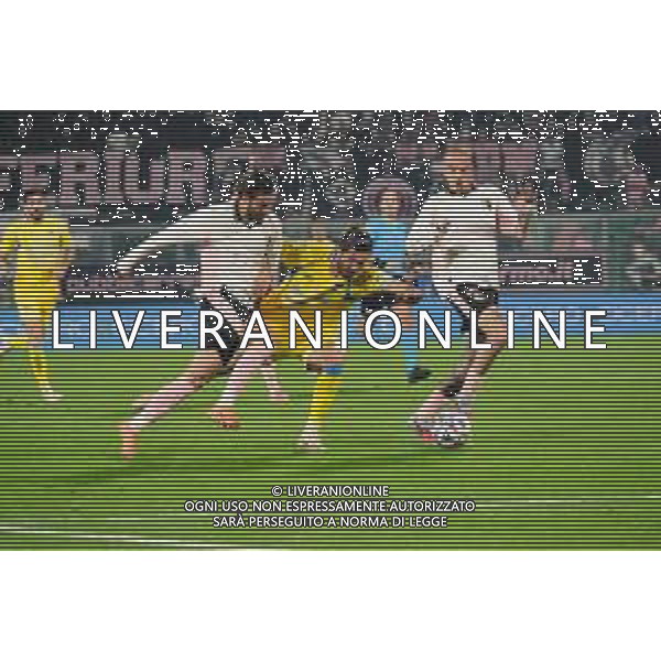 Palermo, Italy, 1 November 2025. Renzo Barbera Stadium, Palermo vs Pescara, match valid for the 2025/2026 Serie B championship. In the photo: Antonio Palumbo (Palermo FC) Bartosz Bereszynski (Palermo FC) and Antonio Di Nardo (Pescara) ©Federico Serra - AGENZIA ALDO LIVERANI SAS