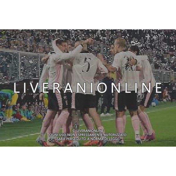 Palermo, Italia, 1 novembre 2025. Stadio Renzo Barbera, Palermo vs Pescara, match valido per il campionato di Serie B 2025/2026. Nella foto: Esultanza Palermo ©Federico Serra - AGENZIA ALDO LIVERANI SAS