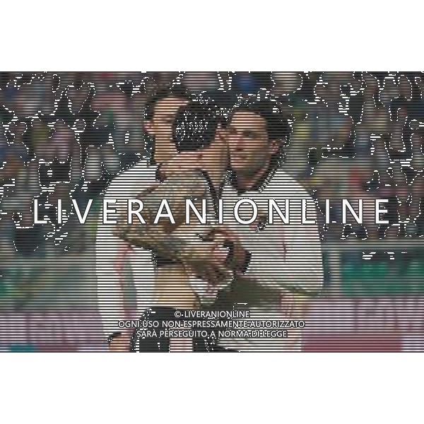 Palermo, Italia, 1 novembre 2025. Stadio Renzo Barbera, Palermo vs Pescara, match valido per il campionato di Serie B 2025/2026. Nella foto: Esultanza Matteo Brunori (Palermo FC) e Tommaso Augello (Palermo FC) ©Federico Serra - AGENZIA ALDO LIVERANI SAS