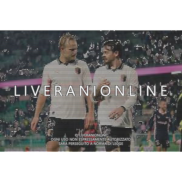 Palermo, Italia, 1 novembre 2025. Stadio Renzo Barbera, Palermo vs Pescara, match valido per il campionato di Serie B 2025/2026. Nella foto: Joel Pohjanpalo (Palermo FC) e Matteo Brunori (Palermo FC) ©Federico Serra - AGENZIA ALDO LIVERANI SAS