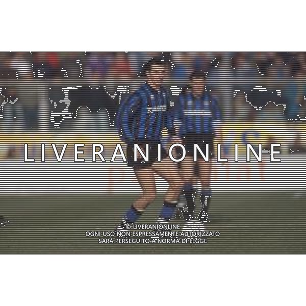 DIAP-RETROSPETTIVA ROBERTO RAMBAUDI CALCIATORE NELLA FOTO ROBERTO RAMBAUDI CON LA MAGLIA DELL\'ATALANTA CALCIO AG ALDO LIVERANI SAS