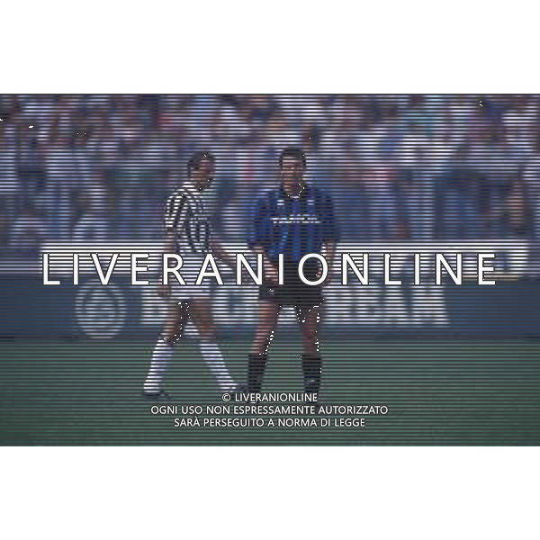 DIAP-RETROSPETTIVA ROBERTO RAMBAUDI CALCIATORE NELLA FOTO ROBERTO RAMBAUDI CON LA MAGLIA DELL\'ATALANTA CALCIO AG ALDO LIVERANI SAS