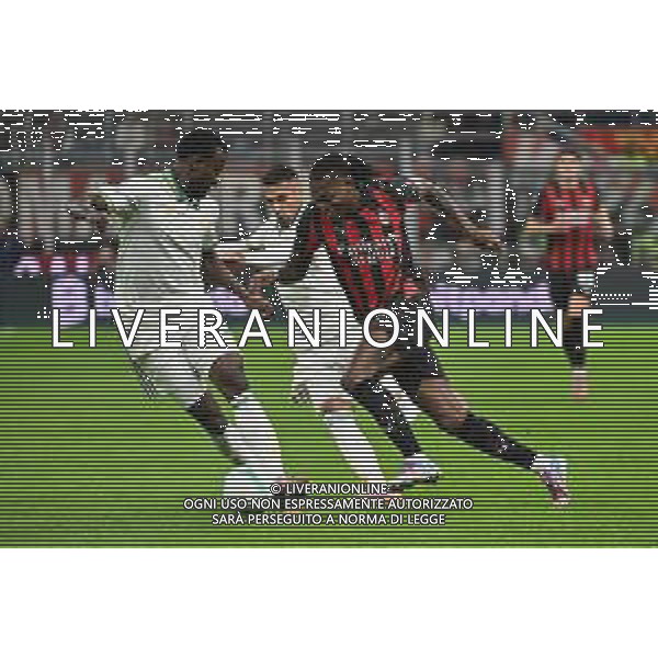 Milan vs Roma nella foto Obite Evan N\'Dicka (Roma) e Rafael Leao (Milan) Milano 02-11-2025 Stadio Giuseppe Meazza - San Siro Milan vs Roma Campionato Serie A Enilive - 10a giornata foto Roberto Garavaglia/Agenzia Aldo Liverani sas