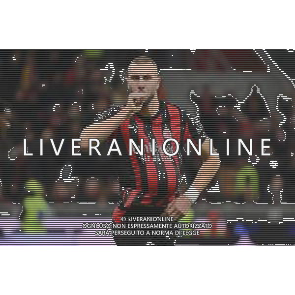 Milan vs Roma nella foto Strahinja Pavlovic (Milan) esultanza dopo il gol dell\'1 a 0 Milano 02-11-2025 Stadio Giuseppe Meazza - San Siro Milan vs Roma Campionato Serie A Enilive - 10a giornata foto Roberto Garavaglia/Agenzia Aldo Liverani sas