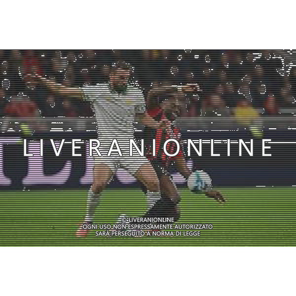 Milan vs Roma nella foto Bryan Cristante (Roma) e Rafael Leao (Milan) Milano 02-11-2025 Stadio Giuseppe Meazza - San Siro Milan vs Roma Campionato Serie A Enilive - 10a giornata foto Roberto Garavaglia/Agenzia Aldo Liverani sas