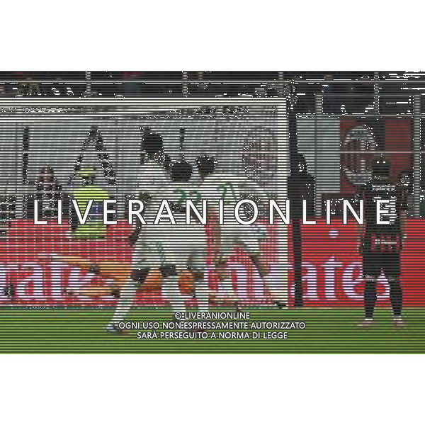 Milan vs Roma nella foto Mike Maignan (Milan) para il rigore di Paulo Dybala (Roma) Milano 02-11-2025 Stadio Giuseppe Meazza - San Siro Milan vs Roma Campionato Serie A Enilive - 10a giornata foto Roberto Garavaglia/Agenzia Aldo Liverani sas