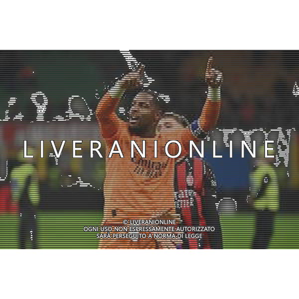 Milan vs Roma nella foto Mike Maignan (Milan) esultanza a fine partita Milano 02-11-2025 Stadio Giuseppe Meazza - San Siro Milan vs Roma Campionato Serie A Enilive - 10a giornata foto Roberto Garavaglia/Agenzia Aldo Liverani sas