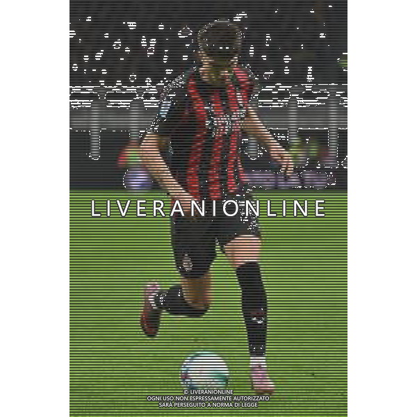 Milan vs Roma nella foto Davide Bartesaghi (Milan) Milano 02-11-2025 Stadio Giuseppe Meazza - San Siro Milan vs Roma Campionato Serie A Enilive - 10a giornata foto Roberto Garavaglia/Agenzia Aldo Liverani sas