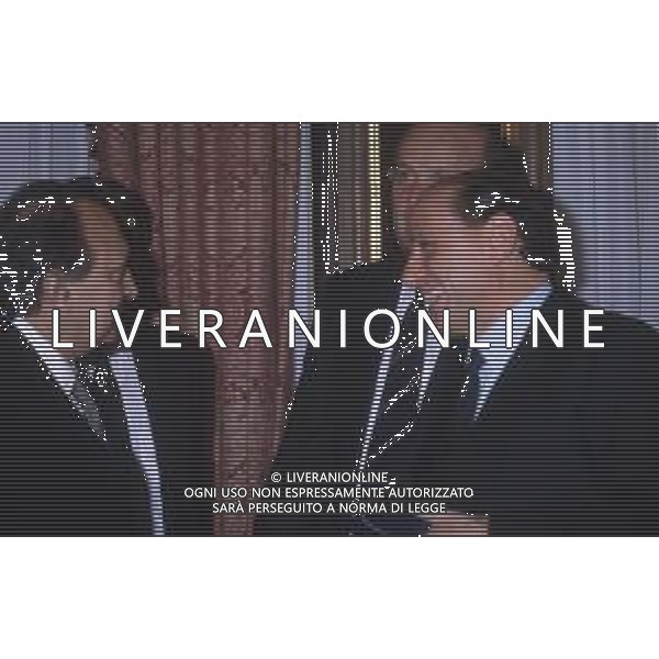 DIAP-RETROSPETTIVA SILVIO BERLUSCONI PRESIDENTE DEL MILAN CALCIO E POLITICO NELLA FOTO SILVIO BERLUSCONI NELL\'ANNO 1992-1993 A MILANO CON CORRADO FERLAINO AG ALDO LIVERANI SAS