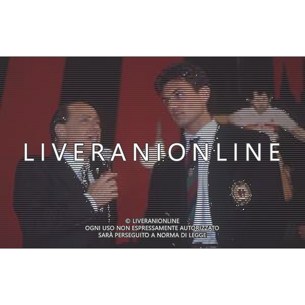 DIAP-RETROSPETTIVA SILVIO BERLUSCONI PRESIDENTE DEL MILAN CALCIO E POLITICO NELLA FOTO SILVIO BERLUSCONI NELL\'ANNO 1992-1993 A MILANO CON PAOLO MALDINI AG ALDO LIVERANI SAS