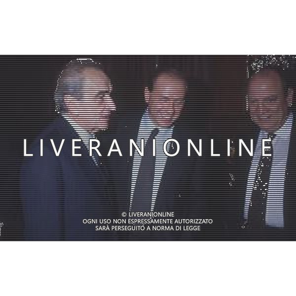 DIAP-RETROSPETTIVA SILVIO BERLUSCONI PRESIDENTE DEL MILAN CALCIO E POLITICO NELLA FOTO SILVIO BERLUSCONI NELL\'ANNO 1992-1993 A MILANO CON GIUSEPPE PRISCO AG ALDO LIVERANI SAS