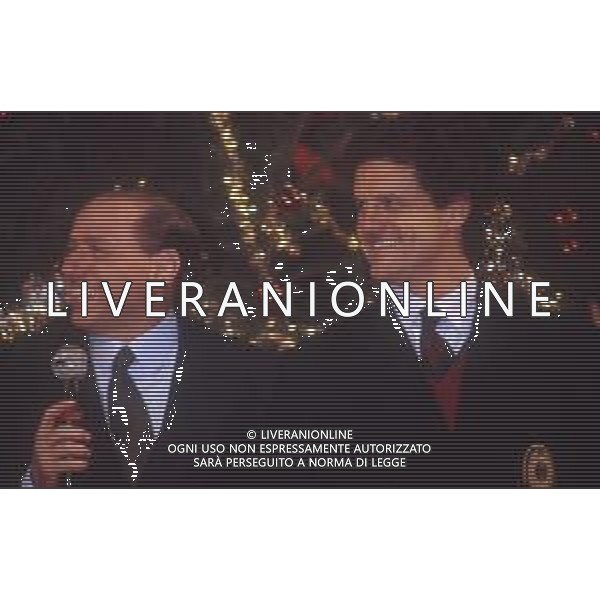 DIAP-RETROSPETTIVA SILVIO BERLUSCONI PRESIDENTE DEL MILAN CALCIO E POLITICO NELLA FOTO SILVIO BERLUSCONI NELL\'ANNO 1992-1993 A MILANO CON FABIO CAPELLO AG ALDO LIVERANI SAS