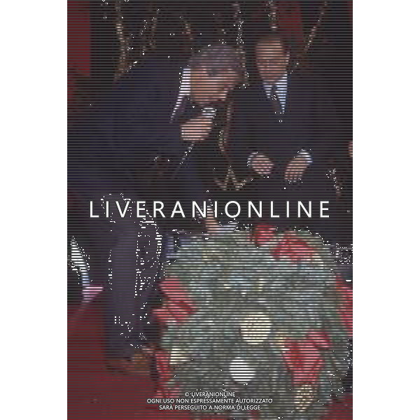 DIAP-RETROSPETTIVA SILVIO BERLUSCONI PRESIDENTE DEL MILAN CALCIO E POLITICO NELLA FOTO SILVIO BERLUSCONI NELL\'ANNO 1992-1993 A MILANO CON CESARE CADEO AG ALDO LIVERANI SAS