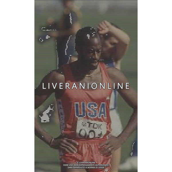 DIAP-RETROSPETTIVA EDWIN MOSES ATLETA NELLA FOTO EDWIN MOSES NELL\'ANNO 1983 AG ALDO LIVERANI SAS