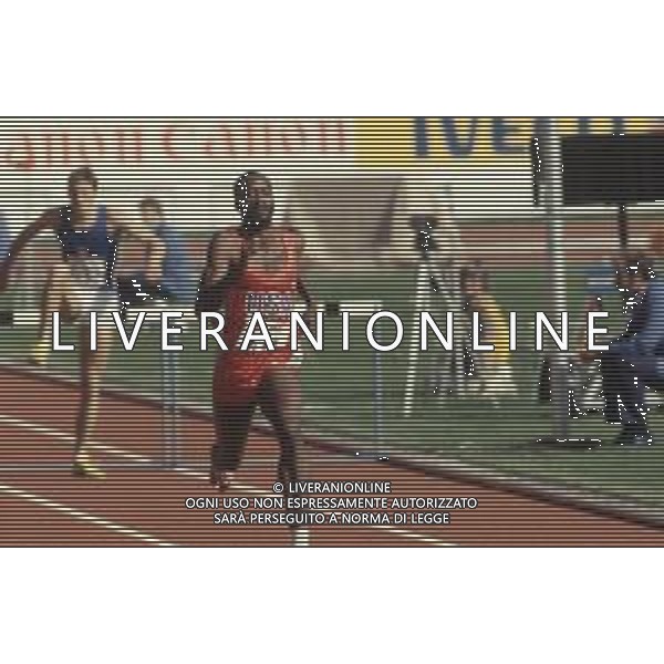 DIAP-RETROSPETTIVA EDWIN MOSES ATLETA NELLA FOTO EDWIN MOSES NELL\'ANNO 1983 AG ALDO LIVERANI SAS