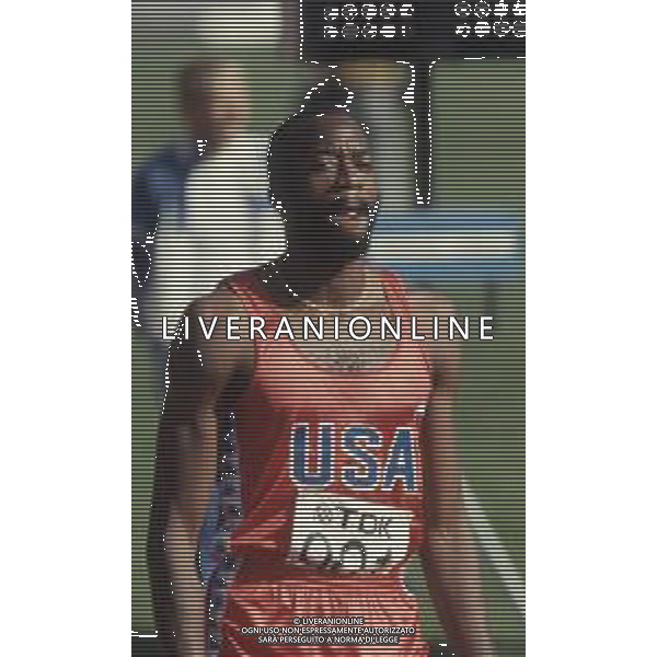 DIAP-RETROSPETTIVA EDWIN MOSES ATLETA NELLA FOTO EDWIN MOSES NELL\'ANNO 1983 AG ALDO LIVERANI SAS