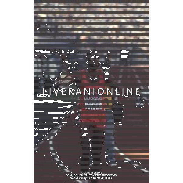 DIAP-RETROSPETTIVA EDWIN MOSES ATLETA NELLA FOTO EDWIN MOSES NELL\'ANNO 1983 AG ALDO LIVERANI SAS