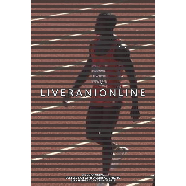 DIAP-RETROSPETTIVA EDWIN MOSES ATLETA NELLA FOTO EDWIN MOSES NELL\'ANNO 1983 AG ALDO LIVERANI SAS