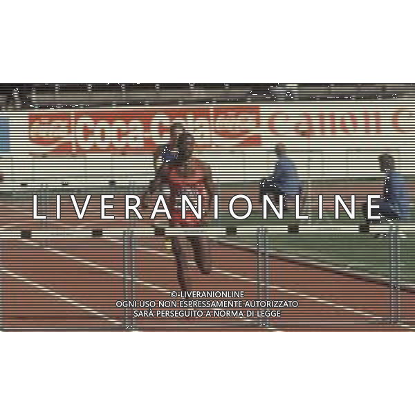 DIAP-RETROSPETTIVA EDWIN MOSES ATLETA NELLA FOTO EDWIN MOSES NELL\'ANNO 1983 AG ALDO LIVERANI SAS