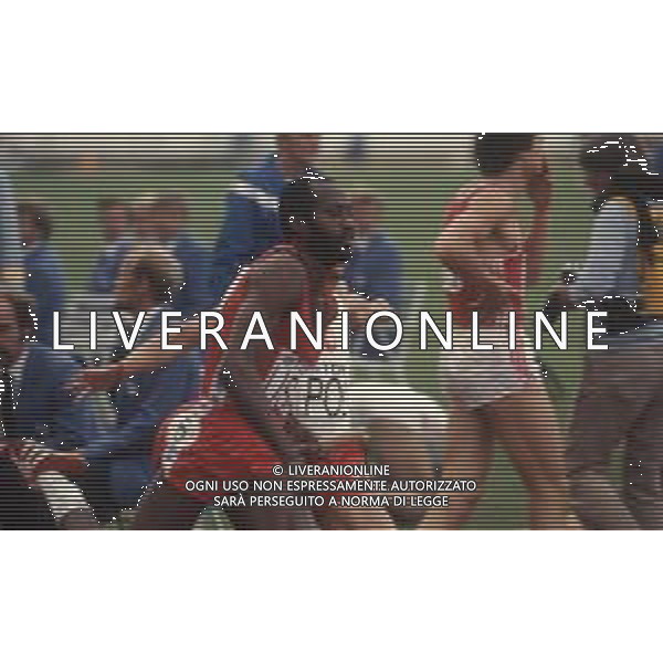 DIAP-RETROSPETTIVA EDWIN MOSES ATLETA NELLA FOTO EDWIN MOSES NELL\'ANNO 1983 AG ALDO LIVERANI SAS