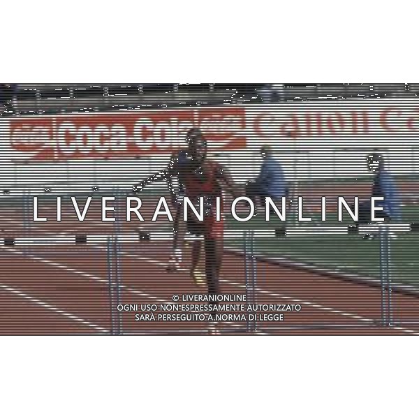 DIAP-RETROSPETTIVA EDWIN MOSES ATLETA NELLA FOTO EDWIN MOSES NELL\'ANNO 1983 AG ALDO LIVERANI SAS