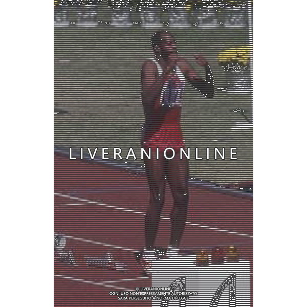 DIAP-RETROSPETTIVA EDWIN MOSES ATLETA NELLA FOTO EDWIN MOSES NELL\'ANNO 1988 ALLE OLIMPIADI DI SEUL AG ALDO LIVERANI SAS