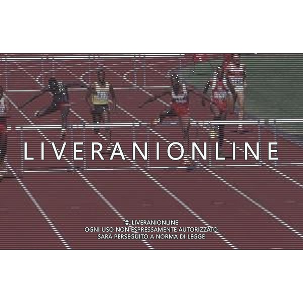 DIAP-RETROSPETTIVA EDWIN MOSES ATLETA NELLA FOTO EDWIN MOSES NELL\'ANNO 1988 ALLE OLIMPIADI DI SEUL AG ALDO LIVERANI SAS