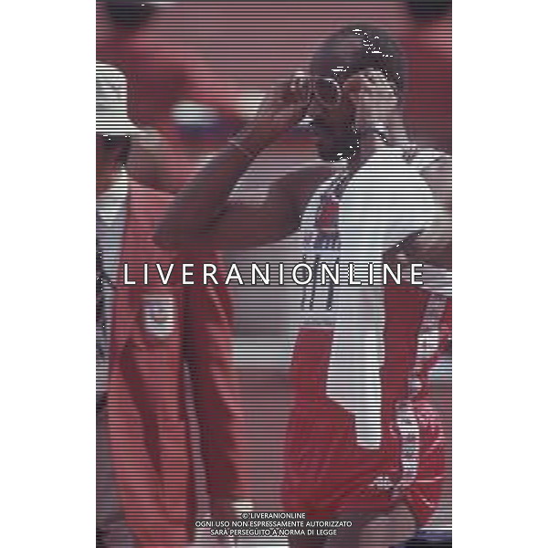 DIAP-RETROSPETTIVA EDWIN MOSES ATLETA NELLA FOTO EDWIN MOSES NELL\'ANNO 1988 ALLE OLIMPIADI DI SEUL AG ALDO LIVERANI SAS