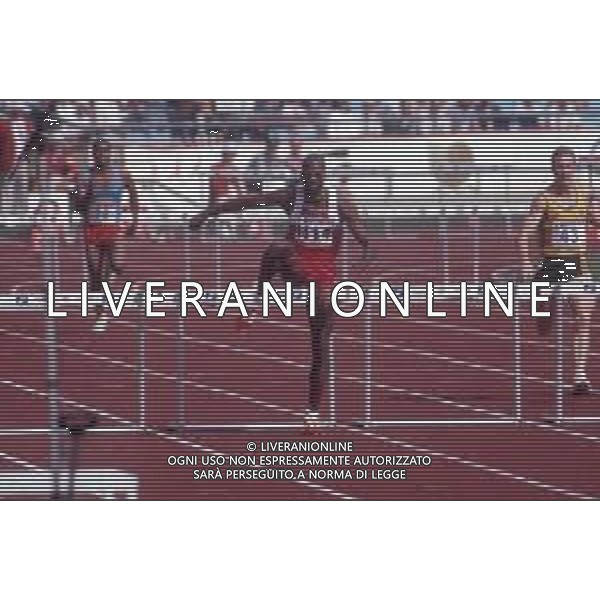 DIAP-RETROSPETTIVA EDWIN MOSES ATLETA NELLA FOTO EDWIN MOSES NELL\'ANNO 1988 ALLE OLIMPIADI DI SEUL AG ALDO LIVERANI SAS