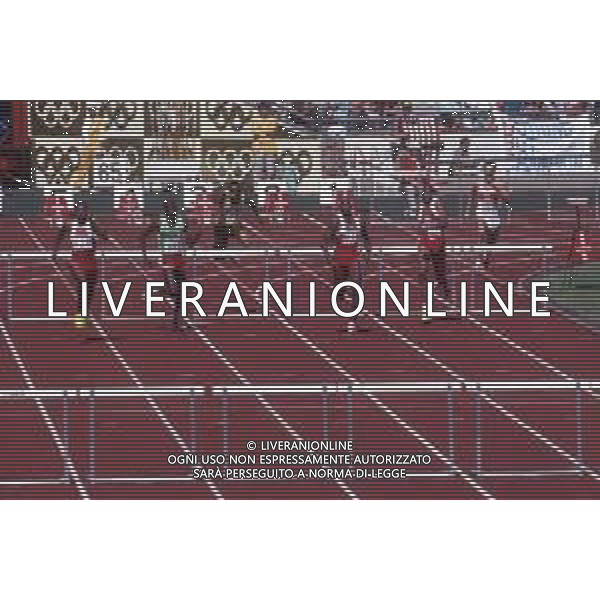 DIAP-RETROSPETTIVA EDWIN MOSES ATLETA NELLA FOTO EDWIN MOSES NELL\'ANNO 1988 ALLE OLIMPIADI DI SEUL AG ALDO LIVERANI SAS