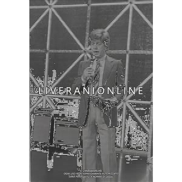 NEG-RETROSPETTIVA CLAUDIO LIPPI PRESENTATORE TELEVISIVO NELLA FOTO CLAUDIO LIPPI A SAINT VINCENT NELL\'ANNO 1983 AG ALDO LIVERANI SAS