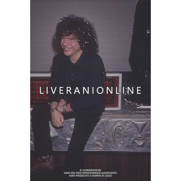 DIAP-RETROSPETTIVA RICCARDO COCCIANTE CANTANTE NELLA FOTO RICCARDO COCCIANTE AL FESTIVAL DI SANREMO NELL\'ANNO 1991 AG ALDO LIVERANI SAS