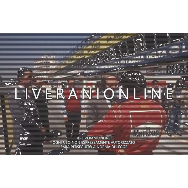 DIAP-RETROSPETTIVA CLAUDIO LOMBARDI INGEGNERE FERRARI F1 NELLA FOTO CLAUDIO LOMBARDI INGEGNERE DELLA SCUDERIA FERRARI F1 ANNO 1991 CON PIERO LARDI FERRARI AG ALDO LIVERANI SAS