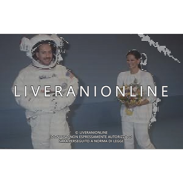 DIAP-RETROSPETTIVA CLAUDIA CARDINALE ATTRICE NELLA FOTO CLAUDIA CARDINALE CON MASSIMO LOPEZ IN RAI NELL\'ANNO 1986 A ROMA IN RAI FOTO EDGARDO DELLA SCORCIOSA-AG ALDO LIVERANI SAS