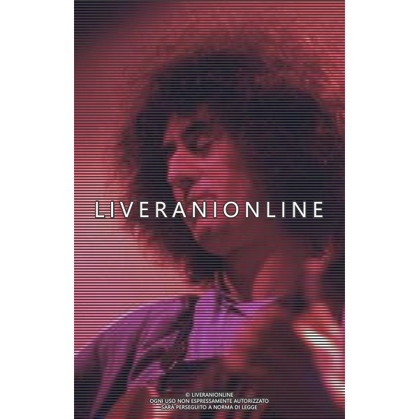 DIAP-RETROSPETTIVA ANGELO BRANDUARDI CANTANTE NELLA FOTO ANGELO BRANDUARDI NELL\'ANNO 1982 AG ALDO LIVERANI SAS