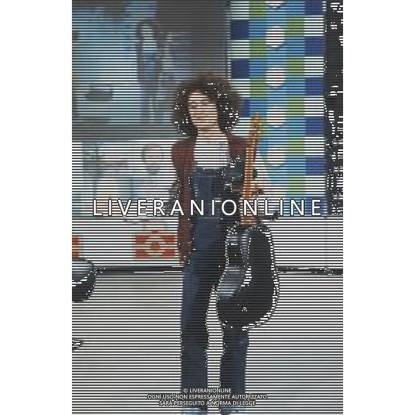 DIAP-RETROSPETTIVA ANGELO BRANDUARDI CANTANTE NELLA FOTO ANGELO BRANDUARDI NELL\'ANNO 1982 AG ALDO LIVERANI SAS