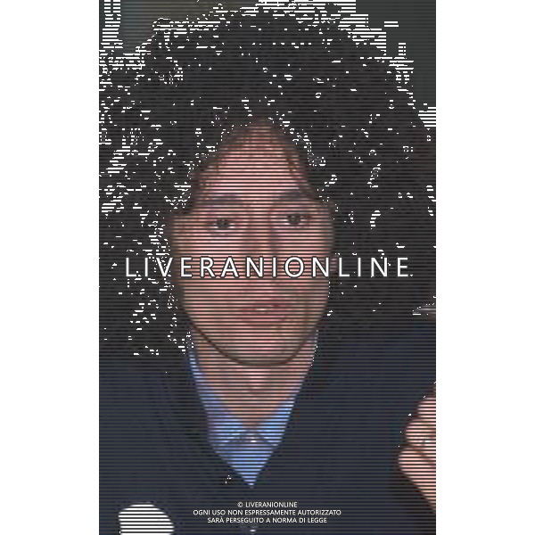 DIAP-RETROSPETTIVA ANGELO BRANDUARDI CANTANTE NELLA FOTO ANGELO BRANDUARDI NELL\'ANNO 1982 AG ALDO LIVERANI SAS