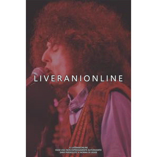 DIAP-RETROSPETTIVA ANGELO BRANDUARDI CANTANTE NELLA FOTO ANGELO BRANDUARDI NELL\'ANNO 1982 AG ALDO LIVERANI SAS