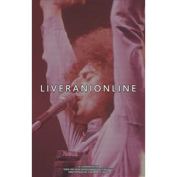 DIAP-RETROSPETTIVA ANGELO BRANDUARDI CANTANTE NELLA FOTO ANGELO BRANDUARDI NELL\'ANNO 1982 AG ALDO LIVERANI SAS