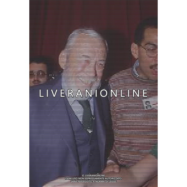 DIAP-RETROSPETTIVA JOHN HUSTIN ATTORE NELLA FOTO JOHN HUSTON A CANNES NELL\'ANNO 1984 AG ALDO LIVERANI SAS