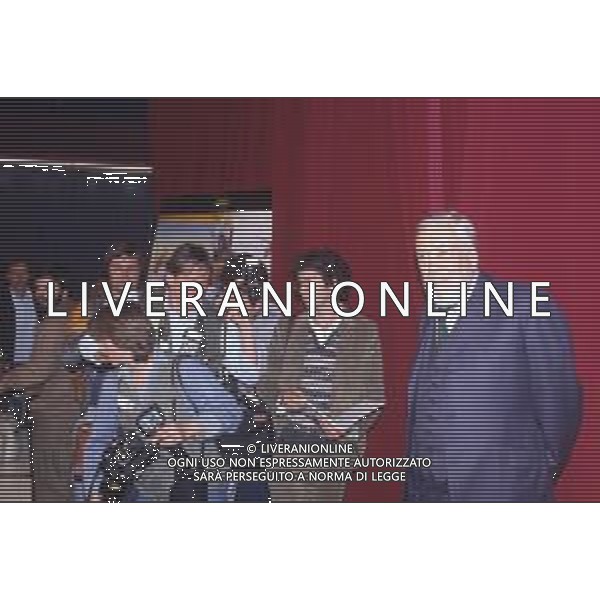 DIAP-RETROSPETTIVA JOHN HUSTIN ATTORE NELLA FOTO JOHN HUSTON A CANNES NELL\'ANNO 1984 AG ALDO LIVERANI SAS