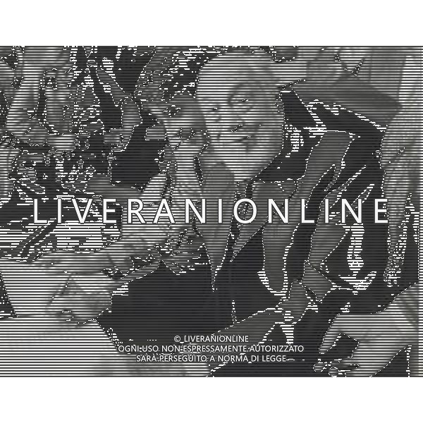 NEG-RETROSPETTIVA JOHN HUSTIN ATTORE NELLA FOTO JOHN HUSTON A CANNES NELL\'ANNO 1984 AG ALDO LIVERANI SAS