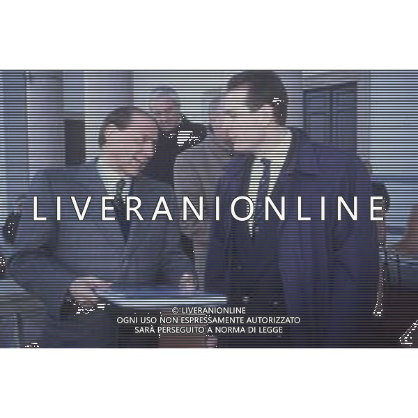 DIAP-RETROSPETTIVA SILVIO BERLUSCONI PRESIDENTE MILAN E PRESIDENTE RUGBY MEDIOLANUM NELLA FOTO SILVIO BERLUSCONI A MILANO NELL\'ANNO 1991-1992 IN VISITA ALLA SQUADRA DI RUGBY AG ALDO LIVERANI SAS
