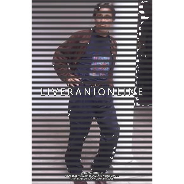 DIAP-RETROSPETTIVA VITTORIO MEZZOGIORNO ATTORE NNELLA FOTO VITTORIO MEZZOGIORNO A MILANO NELL\'ANNO 1991 AG ALDO LIVERANI SAS