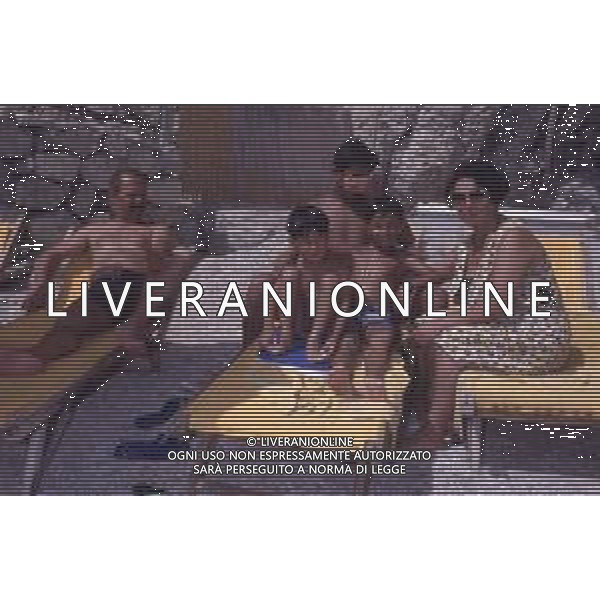 DIAP-RETROSPETTIVA SALVATORE CASCIO ATTORE NELLA FOTO SALVATORE CASCIO A TAORMINA NELL\'ANNO 1991 CON LA FAMIGLIA AG ALDO LIVERANI SAS