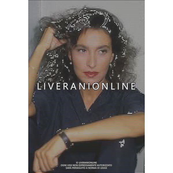 DIAP-RETROSPETTIVA GRAZIA DI MICHELE CANTANTE NELLA FOTO GRAZIA DI MICHELE A SANREMO NELL\'ANNO 1991 AG ALDO LIVERANI SAS