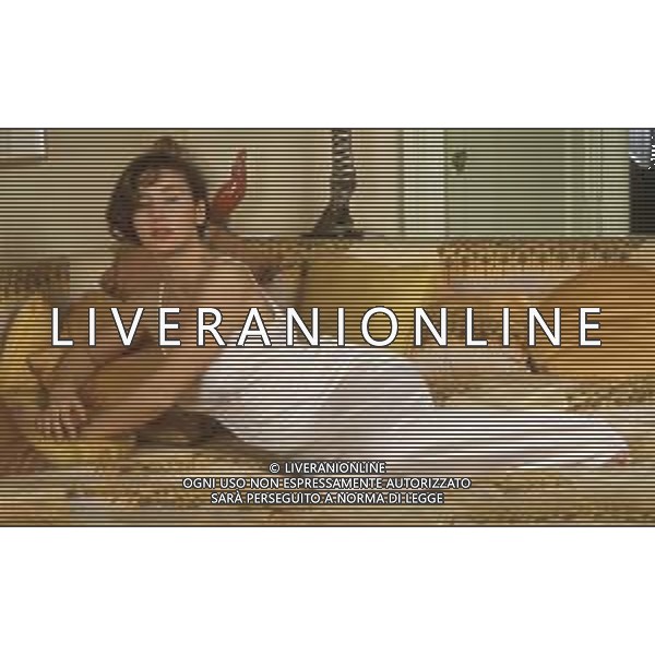 DIAP-RETROSPETTIVA BETRICE PALME ATTRICE NELLA FOTO BEATRICE PALME NELL\'ANNO 1985 AG ALDO LIVERANI SAS