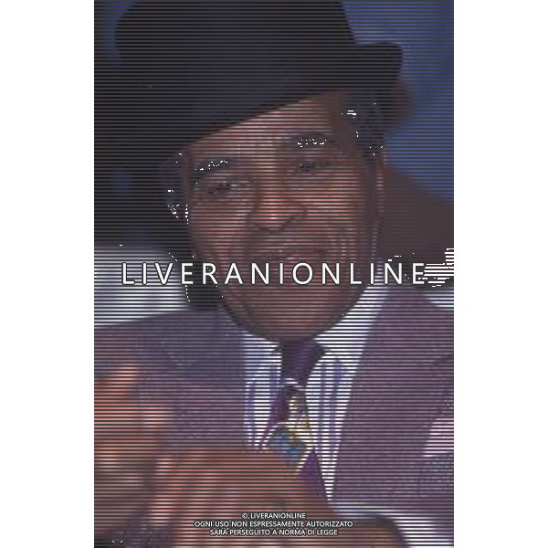 DIAP-RETROSPETTIVA JOHN CARL HENDRICKS CANTANTE E JAZZISTA NELLA FOTO JOHN CARL HENDRICKS A MILANO NELL\'ANNO 1991 AG ALDO LIVERANI SAS